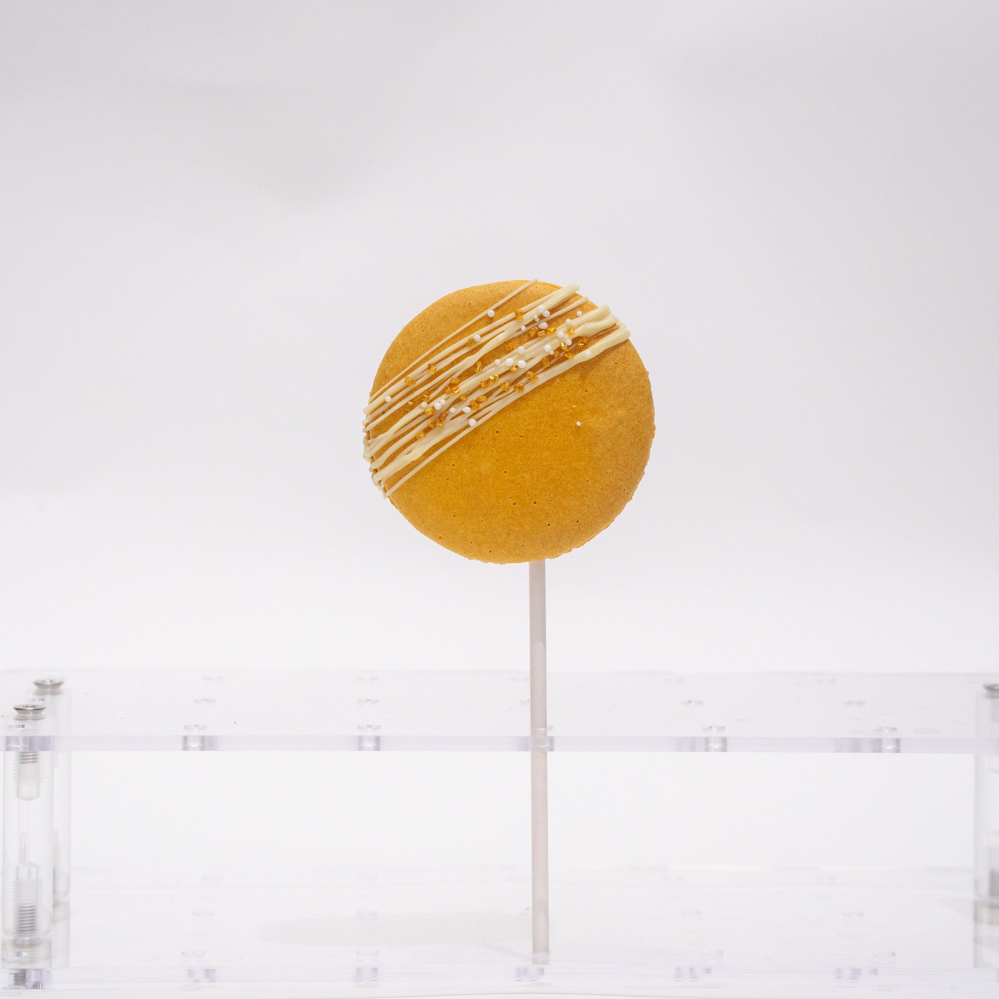 Yuzu Macaron pop